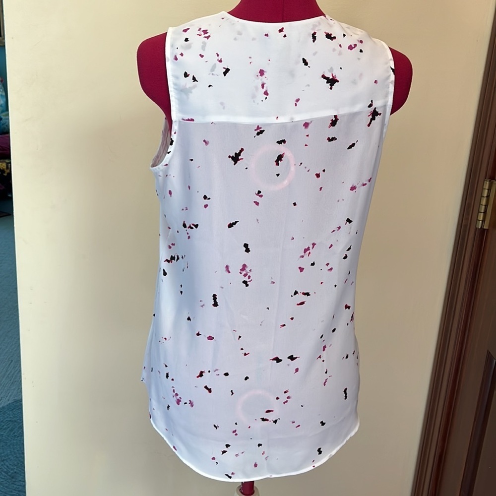 Apt. 9  blouse ruffled front  white paint splatter look  sleeveless top   size S - Picture 5 of 6